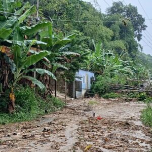 vialidad-en-merida-continua-afectada-por-las-precipitaciones