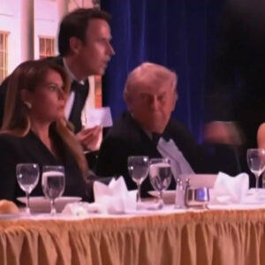 lo-que-se-sabe-sobre-el-tiroteo-en-la-cena-donde-estaba-donald-trump