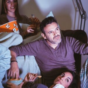 cuanto-sale-armar-un-cine-en-casa-en-2026:-opciones-economicas-para-mejorar-tu-hogar
