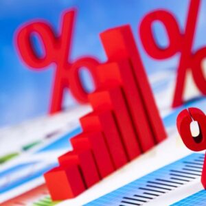 las-tasas-se-desploman-en-el-mercado,-pero-el-costo-de-los-prestamos-personales-sube-en-terminos-reales