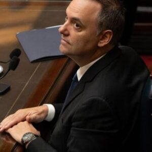 el-jefe-de-gabinete-de-mileis,-adorni,-niega-acusaciones-de-corrupcion-en-comparecencia-ante-el-congreso