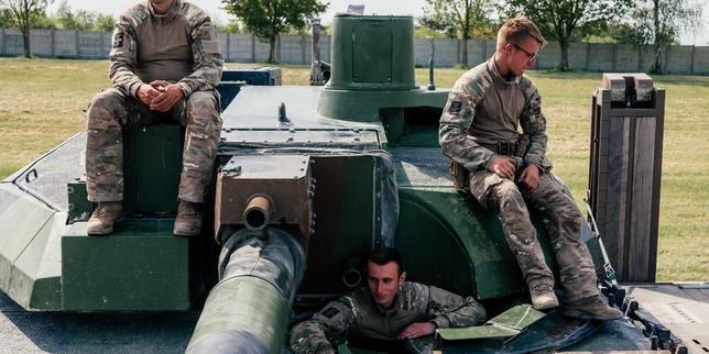 emmanuel-macron-sera-asistente-en-un-ejercicio-militar-de-alta-intensidad-orion-en-francia