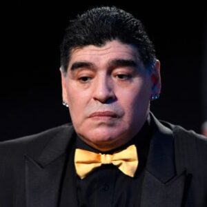 maradona-era-“bipolar”-y-tenia-un-trastorno-“narcisista”,-dice-su-expsicologo-en-el-juicio-a-muerte