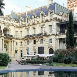 edificios-historicos-o-muy-tradicionales-que-se-disfrutan-tambien-desde-la-gastronomia