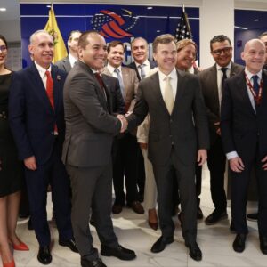 john-barrett,-el-ojo-de-washington-en-caracas:-¿viene-a-normalizar-oa-fiscalizar-el-plan-de-tres-fases?