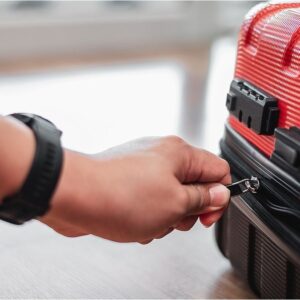 feriado-del-dia-del-trabajador:-viajaron-1,1-millones-de-turistas-y-gastaron-$235.000-millones,-pero-con-caida-real-del-consumo