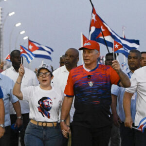 cuba-desafia-la-amenaza-de-intervencion-de-trump:-no-nos-dejamos-amedrentar