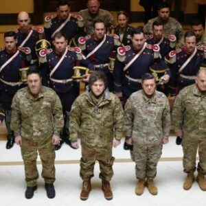 argentina-utilizara-parte-de-los-ingresos-de-las-privatizaciones-para-‘modernizar’-las-fuerzas-armadas