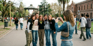 Cuánto salen las cámaras digitales: precios y alternativas para la fiebre vintage cuanto-salen-las-camaras-digitales:-precios-y-alternativas-para-la-fiebre-vintage