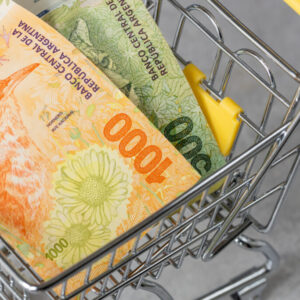 argentine-retail-sales-down-3.2%-in-april,-with-household-defaults-at-a-20-year-high