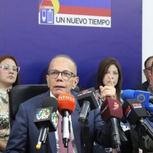 manuel-rosales-exige-elecciones-y-pide-seguir-el-plan-estrategico-de-estados-unidos-para-venezuela