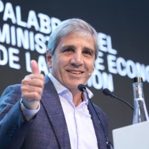 luis-caputo-lleva-las-cuentas-publicas-con-rienda-corta:-anuncio-un-superavit-primario-de-$632.844-millones-en-abril