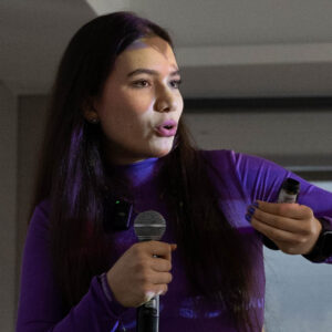 cada-vez-mas-jovenes-en-latinoamerica-toman-esta-decision-laboral-y-antonia-villa-navarro-explica-por-que