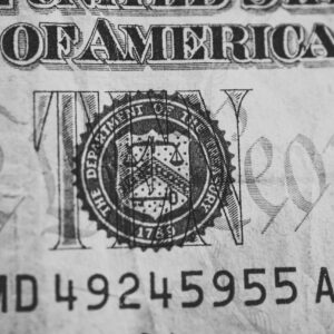 global-market-volatility-threatens-one-of-mileis-key-goals