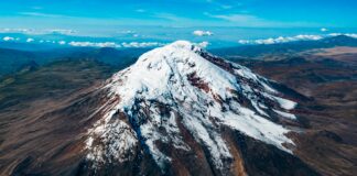 No es el Everest: un volcán de Sudamérica es el punto más cercano al espacio, con su cumbre a casi 6.500 km del centro de la Tierra no-es-el-everest:-un-volcan-de-sudamerica-es-el-punto-mas-cercano-al-espacio,-con-su-cumbre-a-casi-6.500-km-del-centro-de-la-tierra