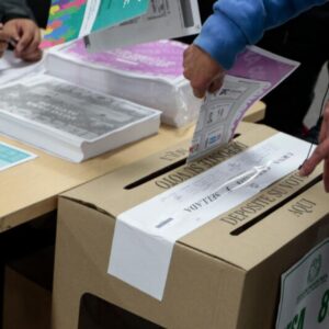 colombia-elections:-a-continuation-of-petros-model-or-a-sharp-turn-to-the-right?