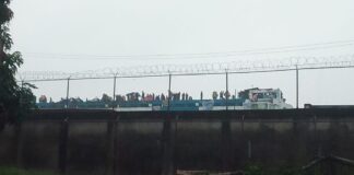 Familiares de reclusos del Injuba denuncian engaño del ministro García Zerpa con los traslados familiares-de-reclusos-del-injuba-denuncian-engano-del-ministro-garcia-zerpa-con-los-traslados