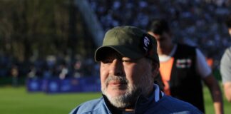 Maradona trial: Clinic director says Luque and Cosachov pushed for home hospitalization maradona-trial:-clinic-director-says-luque-and-cosachov-pushed-for-home-hospitalization