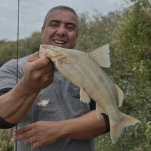 el-rio-utis-esconde-un-lugar-poco-conocido-que-enamora-a-los-pescadores-del-norte-argentino