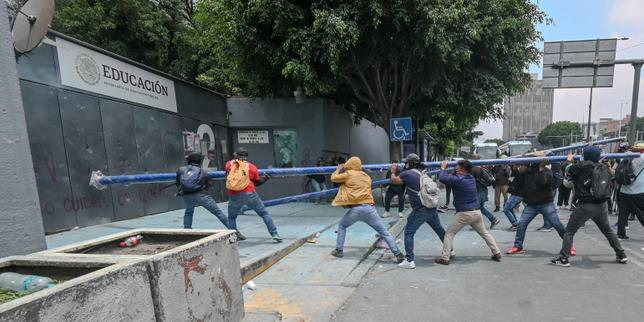 coupe-du-monde-2026:-la-presidenta-mexicana,-claudia-sheinbaum,-calificada-de-provocacion-a-las-manifestaciones-de-las-ensenantes