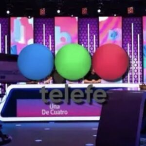 escandalo-en-telefe-por-lo-que-se-escucho-al-aire-con-el-microfono-abierto:-le-voy-a-tocar-el-p