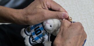 Los peluches de Lionel Messi ven un gran comercio a medida que las empresas chinas reciben impulso para la Copa Mundial 2026 los-peluches-de-lionel-messi-ven-un-gran-comercio-a-medida-que-las-empresas-chinas-reciben-impulso-para-la-copa-mundial-2026