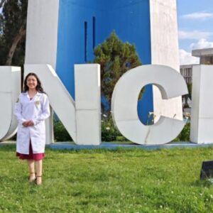 joven-de-junin-gana-primer-puesto-de-beca-18-y-elige-estudiar-medicina-en-su-region-para-ayudar-a-su-comunidad-nativa