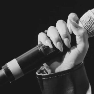 se-confirma-lo-peor:-murio-una-reconocida-cantante-a-los-28-anos
