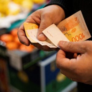 la-inflacion-de-mayo-se-desacelero-a-2,1%-y-acumula-un-alza-de-33,2%-en-el-ultimo-ano