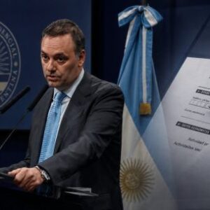el-jefe-de-gabinete-de-milei,-adorni,-admite-haber-cometido-fraude-fiscal-para-intentar-pasar-pagina-del-escandalo