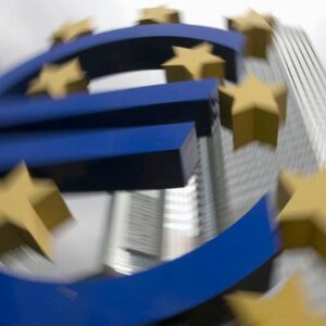el-banco-central-europeo-subio-las-tasas-por-primera-vez-en-tres-anos-ante-la-preocupacion-por-la-inflacion