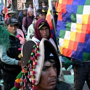 en-bolivia,-el-conflicto-social-senslise-et-el-gobierno-preven-la-fuerza