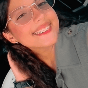 excarcelan-a-arantza-hernandez,-detenida-por-ser-familiar-de-un-militar-acusado-de-rebelion