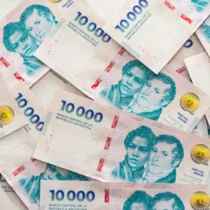 cuanto-necesito-depositar-para-ganar-$200.000-a-30-dias:-como-rinde-tu-dinero-en-un-plazo-fijo?