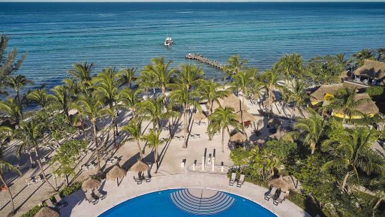 del-taller-de-zapatos-a-las-mejores-playas-del-mundo:-la-increible-historia-familiar-detras-de-una-cadena-hotelera
