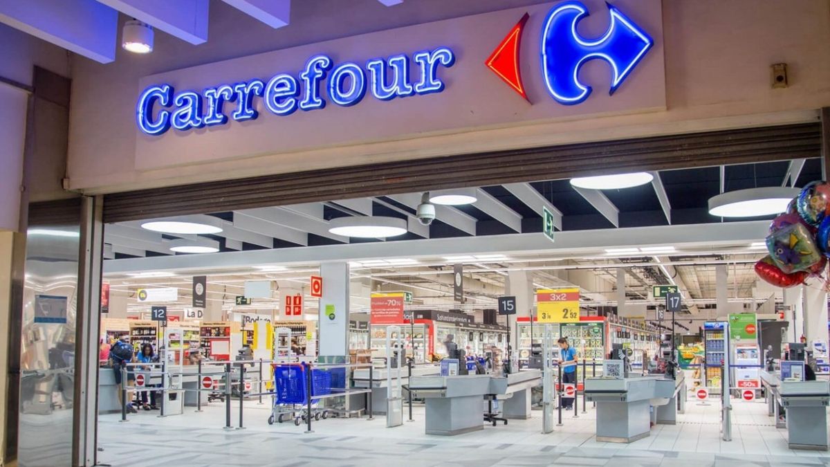 ofertas-en-indumentaria-masculina-en-este-supermercado-por-el-dia-del-padre