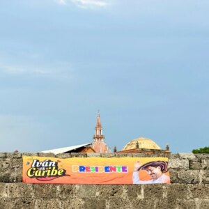 alcalde-dumek-turbay-ordena-retirar-publicidad-de-ivan-cepeda-que-pusieron-sobre-las-murallas-de-cartagena:-‘ni-tendero-ni-mural-para-proselitismo’