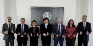 Javier Milei recibió a funcionarios del Banco Mundial tras el aval a garantías por u$s2.000 millones para Argentina javier-milei-recibio-a-funcionarios-del-banco-mundial-tras-el-aval-a-garantias-por-u$s2.000-millones-para-argentina