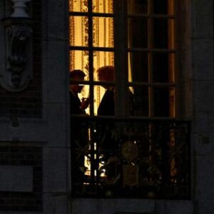 en-directo,-guerra-en-medio-oriente-|-au-lendemain-de-la-firma-de-laccord-iran-etats-unis-a-versailles,-un-navire-francais-gnl-a-franchi-le-detroit-dormuz