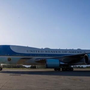 les-etats-unis-disent-adieu-a-un-air-force-one,-un-boeing-qatari-para-reemplazarlo
