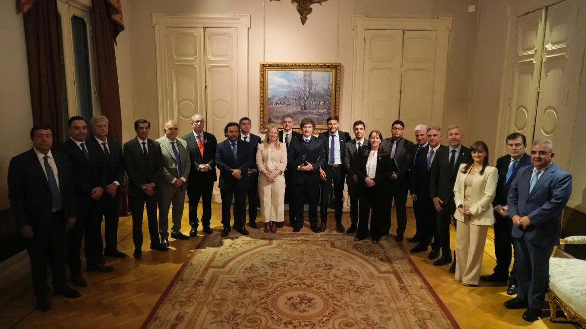 provincias:-las-calificadoras-descartan-una-pronta-suba-de-nota-en-sus-bonos-pese-al-alza-de-la-deuda-soberana