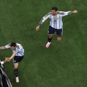 ¿quien-es-el-hombre-misterioso-al-que-messi-le-dedico-su-segundo-gol-ante-austria?