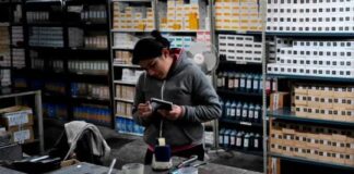 El salario mínimo ha perdido el 40% de su poder adquisitivo con Milei el-salario-minimo-ha-perdido-el-40%-de-su-poder-adquisitivo-con-milei