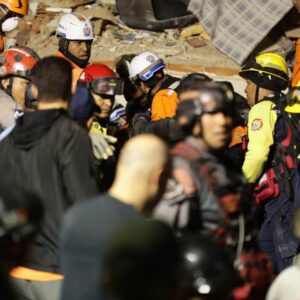 primer-balance:-32-fallecidos-y-mas-de-700-heridos-en-venezuela-tras-terremotos