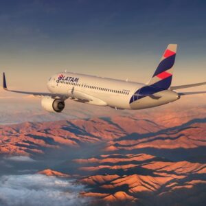 aerolinea-latam-colombia-activa-vuelos-con-valencia-ante-cierre-de-maiquetia