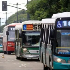 manana-aumenta-el-transporte-publico:-cuanto-costaran-colectivos,-subtes-y-peajes-desde-el-1-de-julio