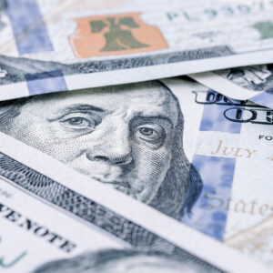 argentinas-favorite-obsession-wakes-up:-the-dollar-jumps-more-than-5%-in-june