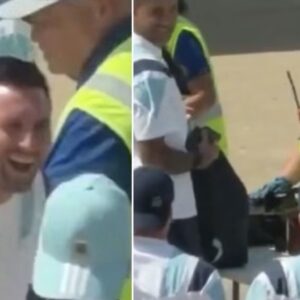 la-risa-de-messi-al-ver-lo-que-llevaba-el-cuti-romero-en-la-valija