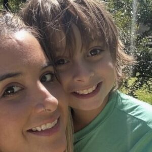 la-mama-de-lucas-gamez-logro-entrar-al-edificio-y-le-hablo-a-su-hijo:-estoy-aqui,-no-te-rindas
