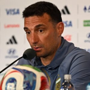 scaloni-after-win-vs.-cape-verde:-playing-with-your-heart-makes-up-for-a-lot